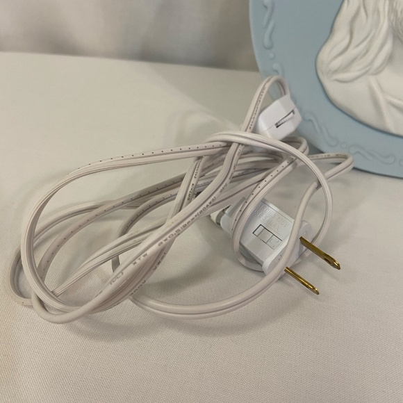 Jesus Table Lamp Nightlight Blue White Porcelain Bisque Easter Religious Vintage - Picture 8 of 9